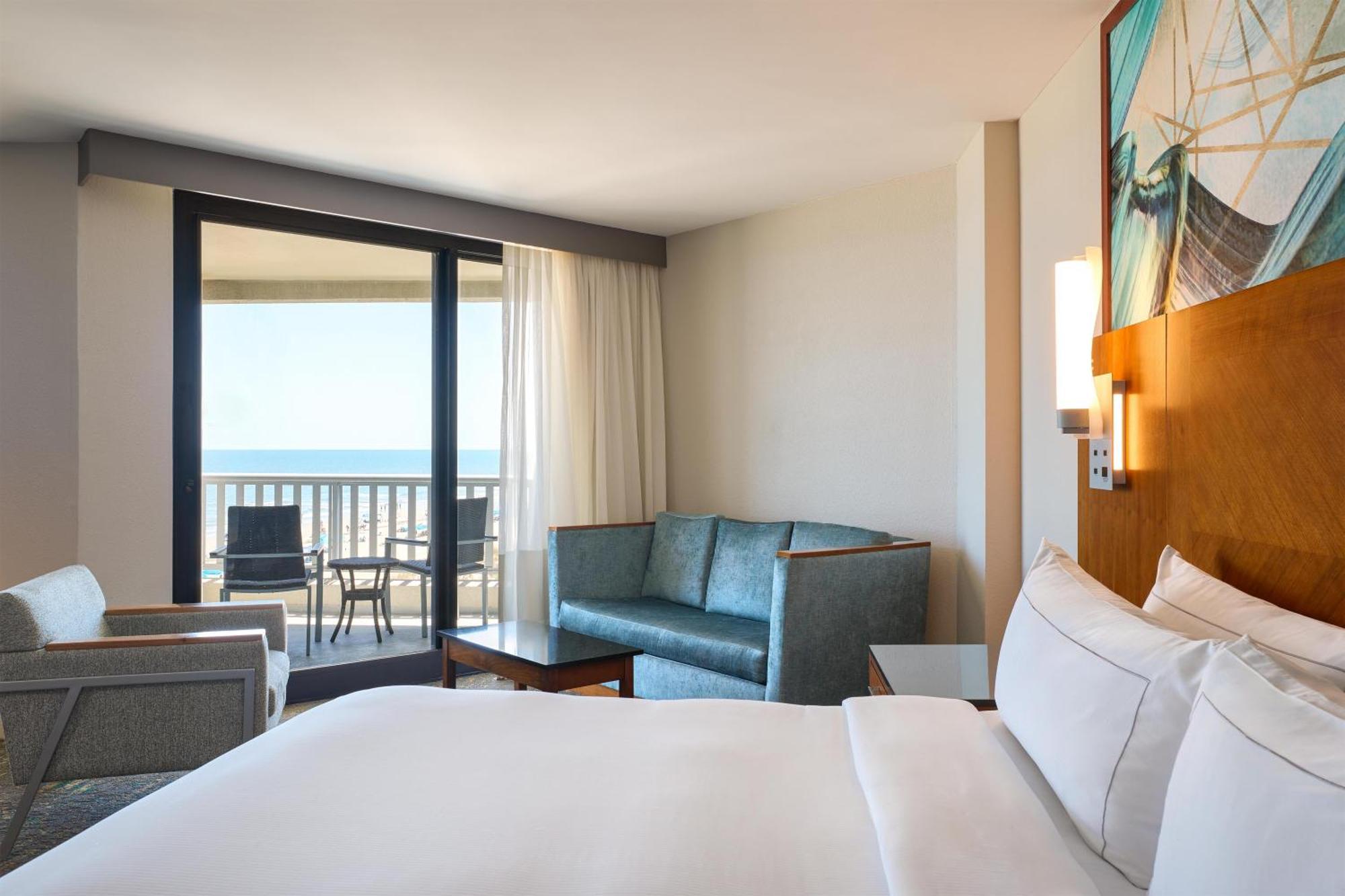 Corner King Room Sofa Bed Oceanfront View